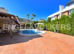 excellent-villa-with-spectacular-swimmingpool