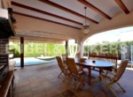 excellent-villa-with-spectacular-swimmingpool